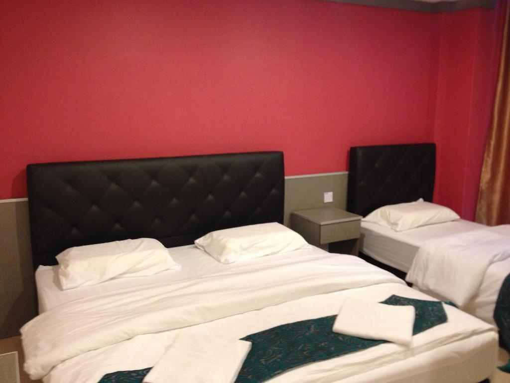 Aero Star Hotel Σερεμπάν Δωμάτιο φωτογραφία