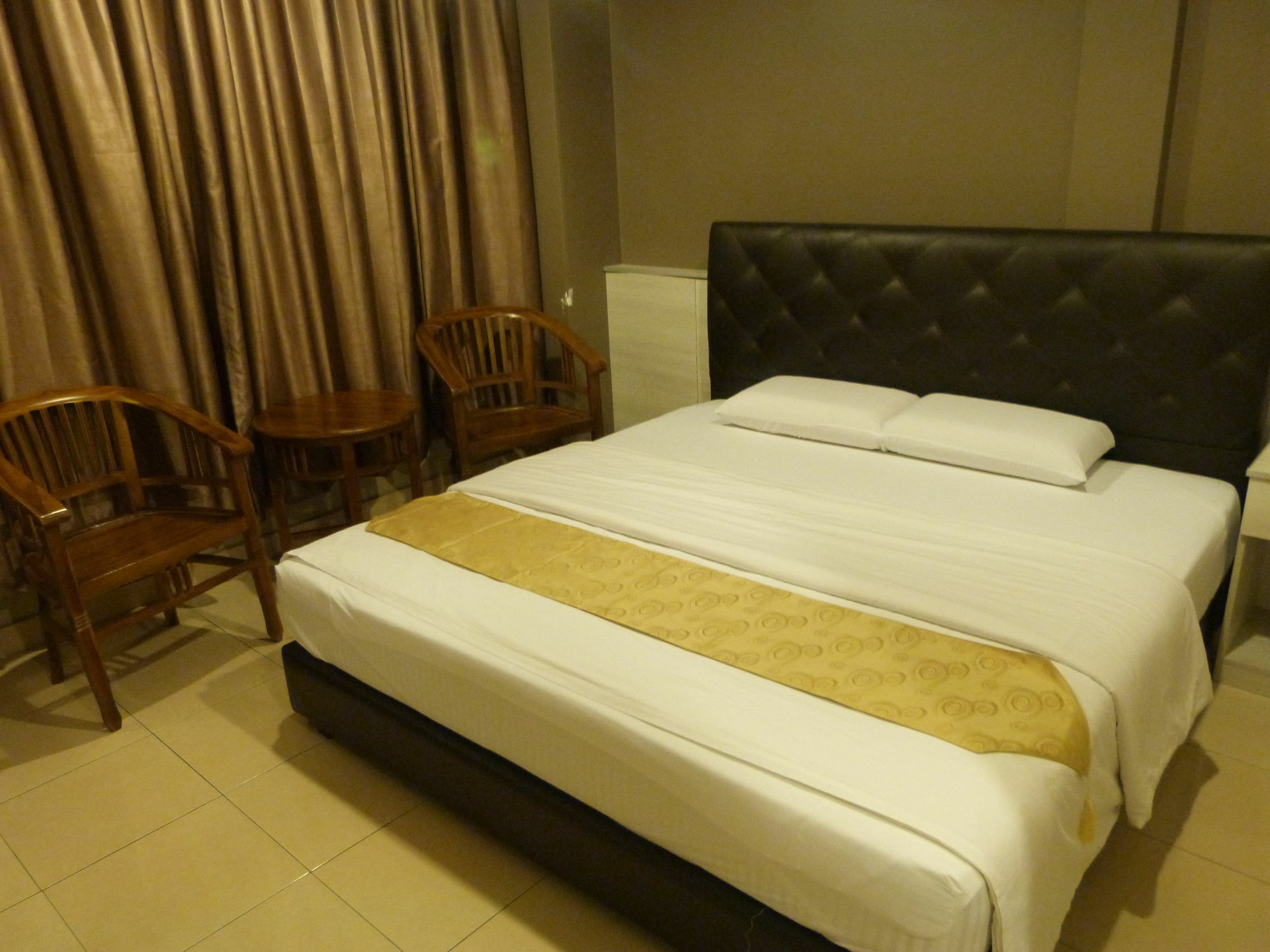 Aero Star Hotel Σερεμπάν Εξωτερικό φωτογραφία